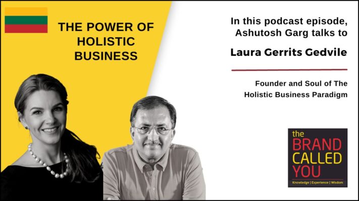 Laura is the Founder and Soul of The Holistic Business Paradigm.
She aims to inspire and co-create business ecosystems working beyond hierarchies while being fully aligned with their impact and soul.